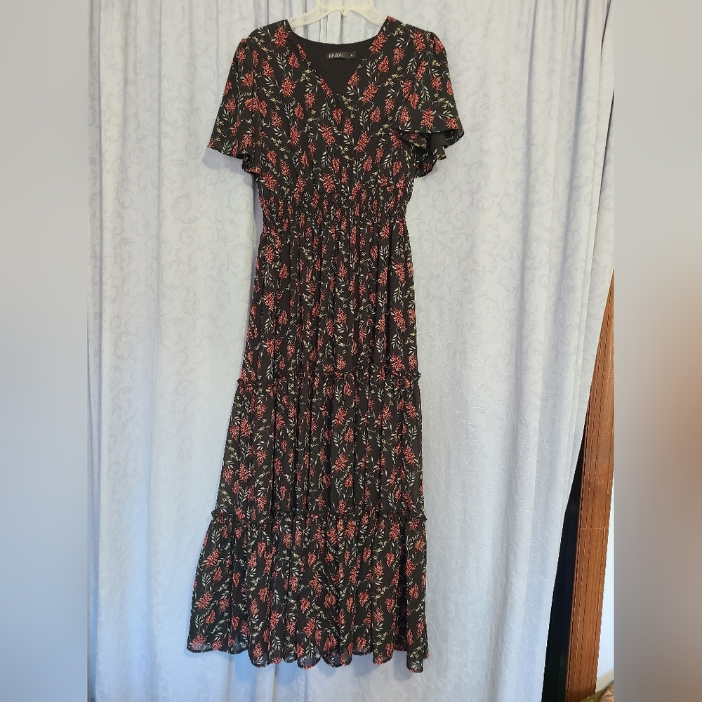 Mikarose Size Medium Black And Red Floral V-Neck Maxi Dress
